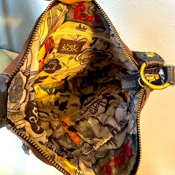 THE SAK BROWN AND BRONZE CROSSBODY BAG. - Picture 10 of 10